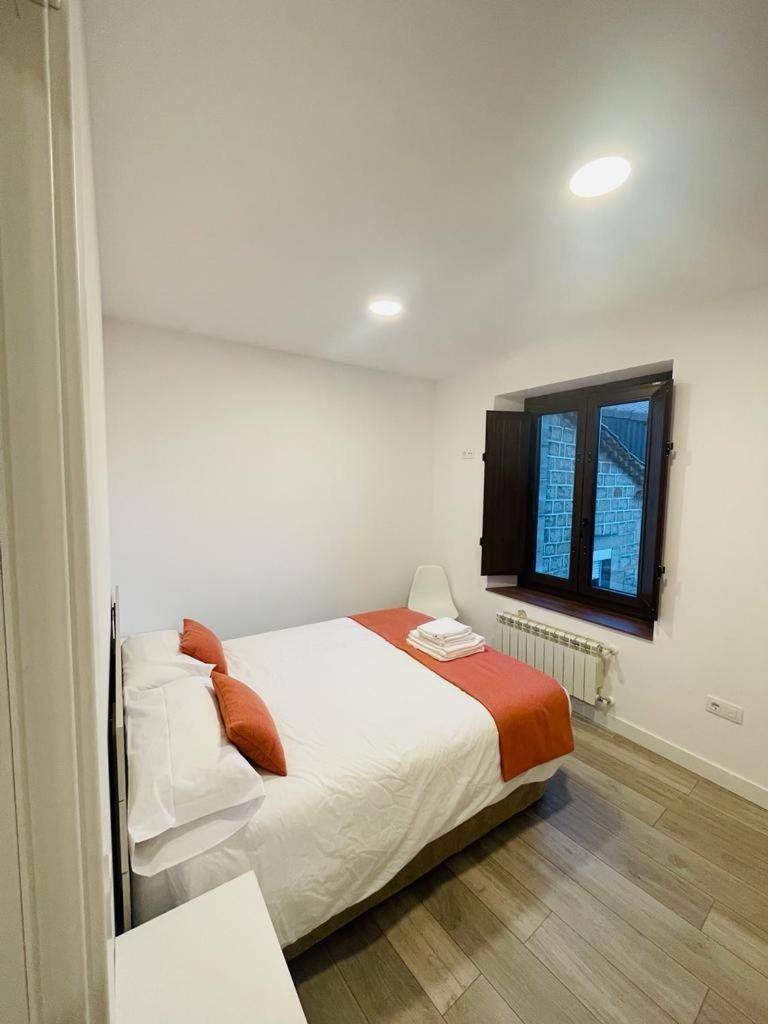 Apartamentos Rurales La Plaza 2 Duruelo de la Sierra Ngoại thất bức ảnh